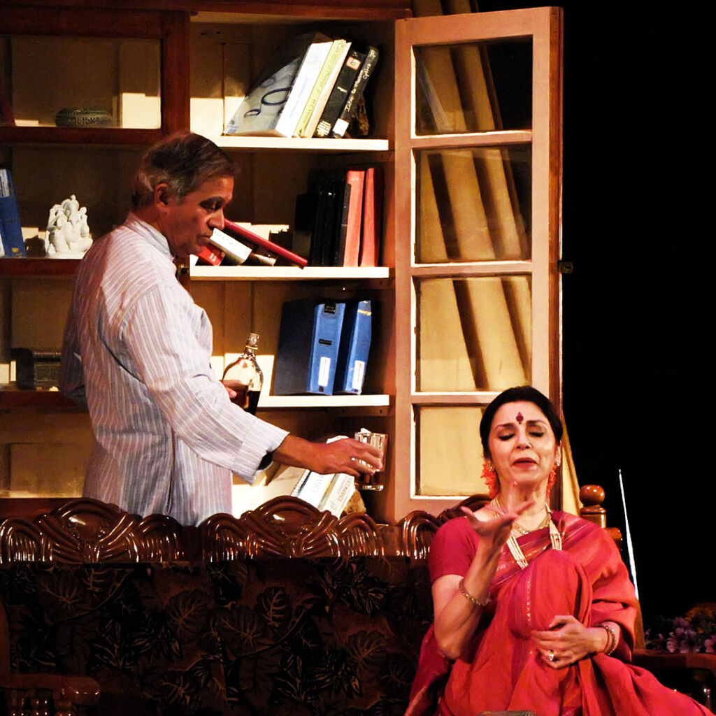 Vijay Chrishna offers Suchitra Pillai a drink